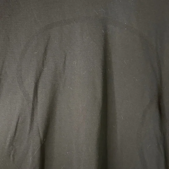 lululemon athletica Black Long Sleeve Swiftly Tee - Picture 2 of 4